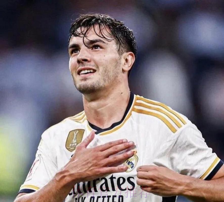 都体:皇马考虑将迪亚斯从米兰带回 再决定留用或出售
